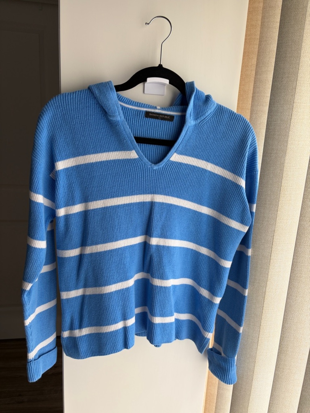 Banana Republic Light Blue & White Striped V-Neck Hoodie Sweater